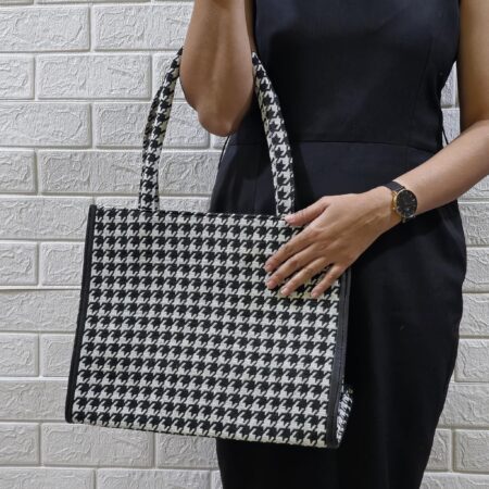 FR Ruby Radiance Handbag