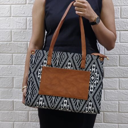 FR Turquoise Breeze Handbag