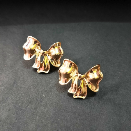 FR Golden Bow Twirl