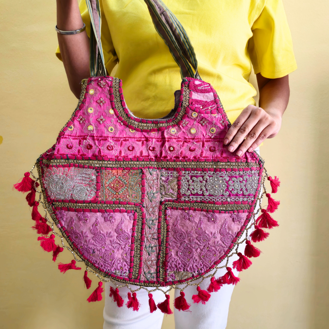 FR Fuchsia Hobo Bag - Image 4